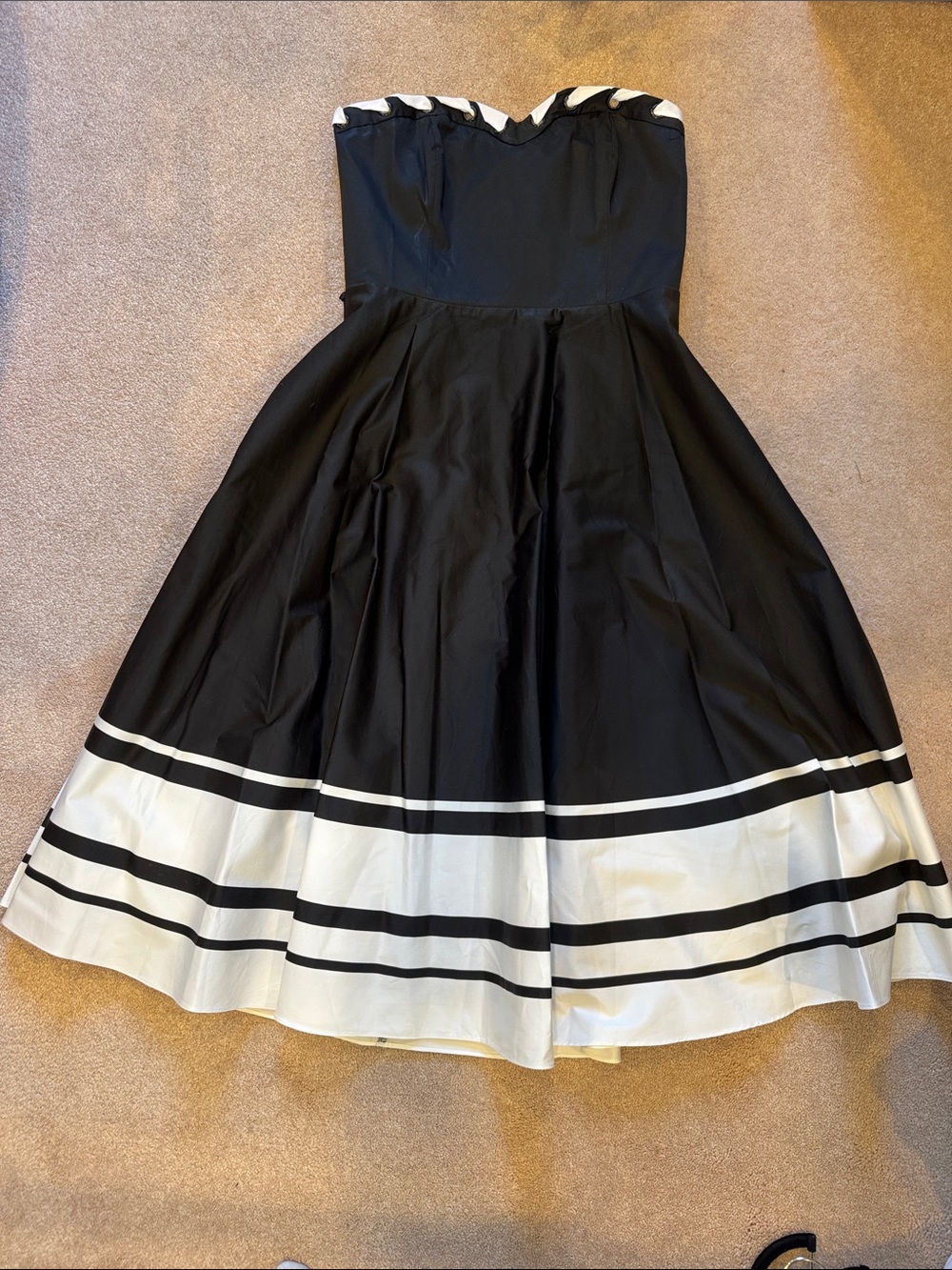 White House Black Market Black and White Strapless Fit-and-Flare Dress